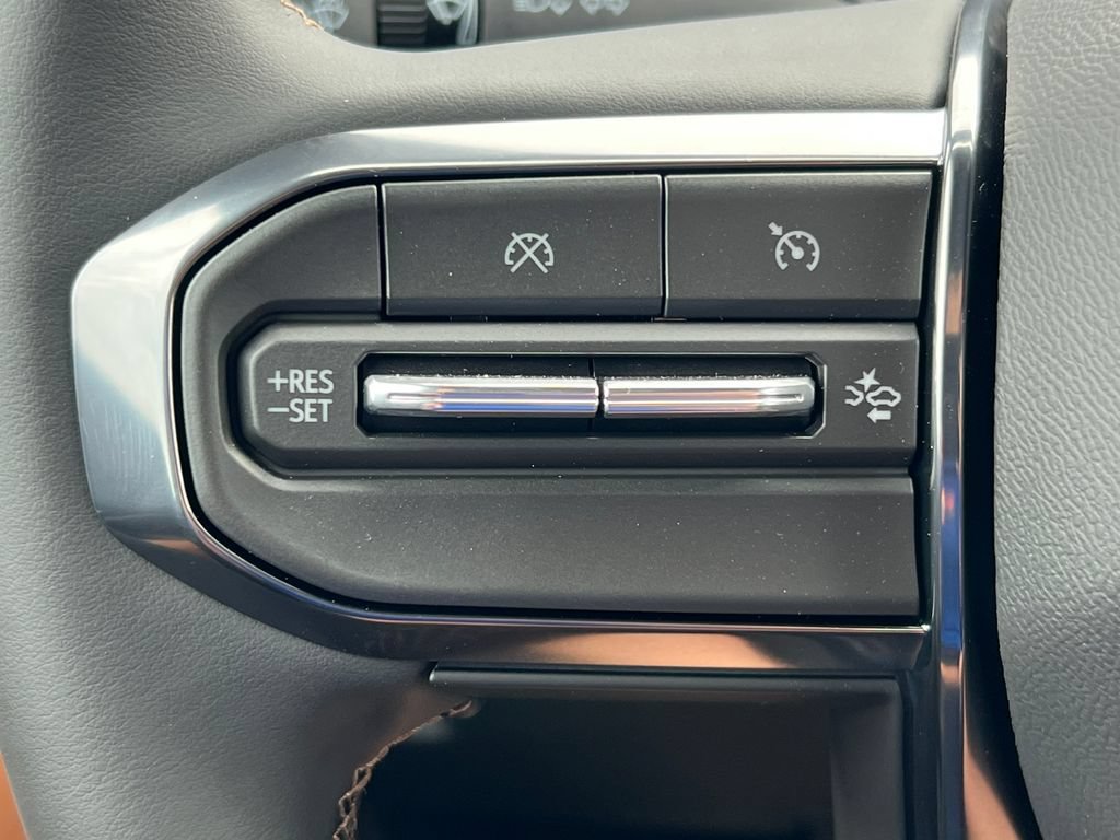 New 2026 GMC Canyon AT4 w/ Technology Plus Package AWD/4WD image 22