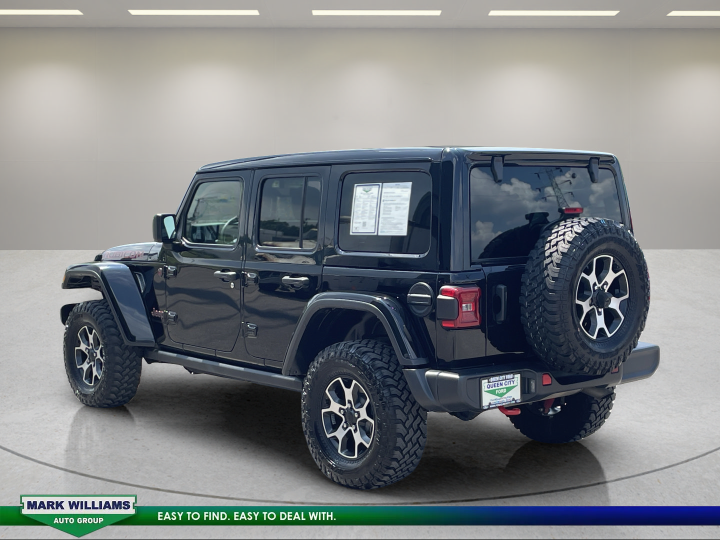 Used 2023 Jeep Wrangler Unlimited Rubicon w/ LED Lighting Group AWD/4WD image 6