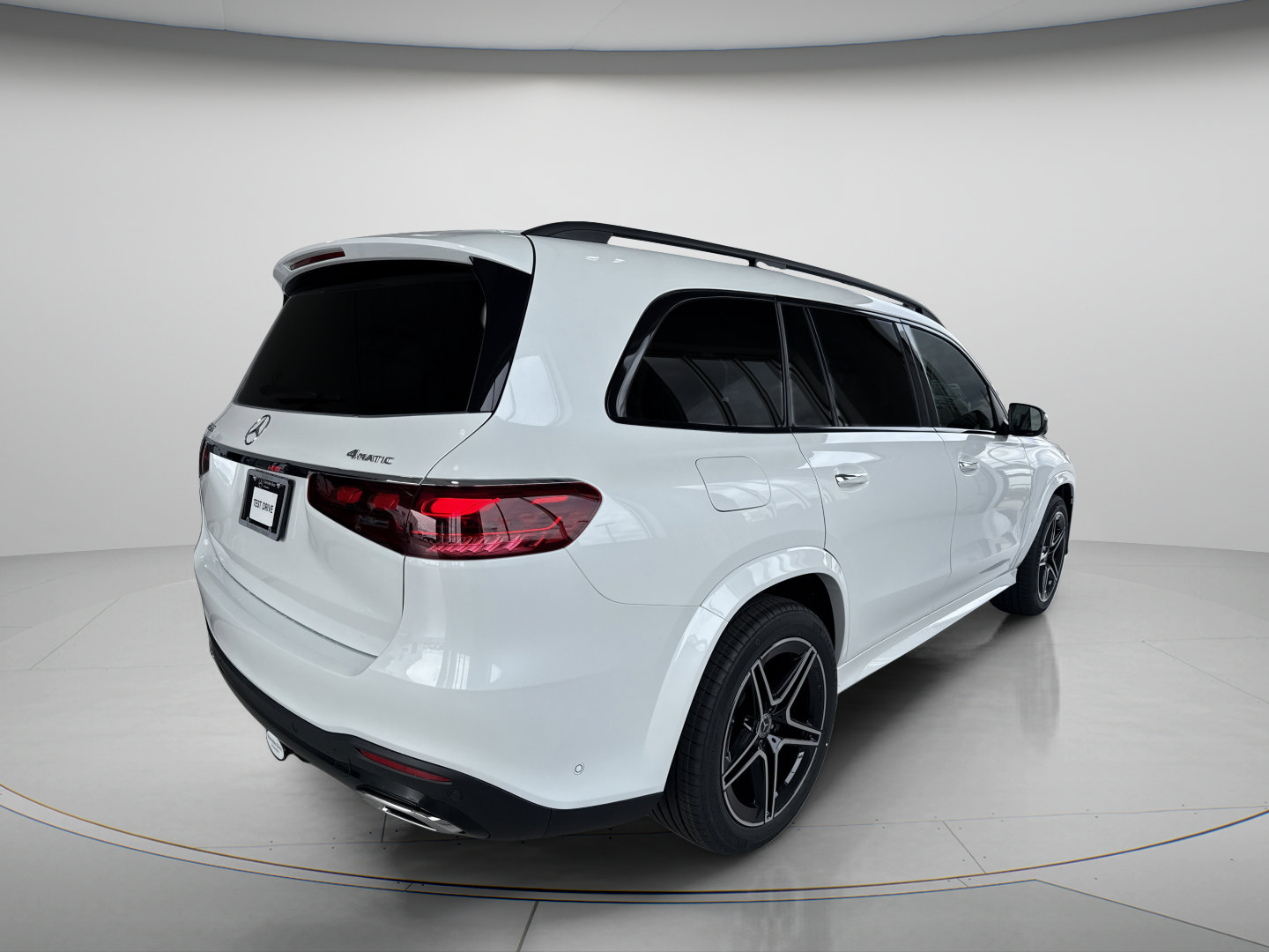 Certified 2026 Mercedes-Benz GLS 450 4MATIC image 5