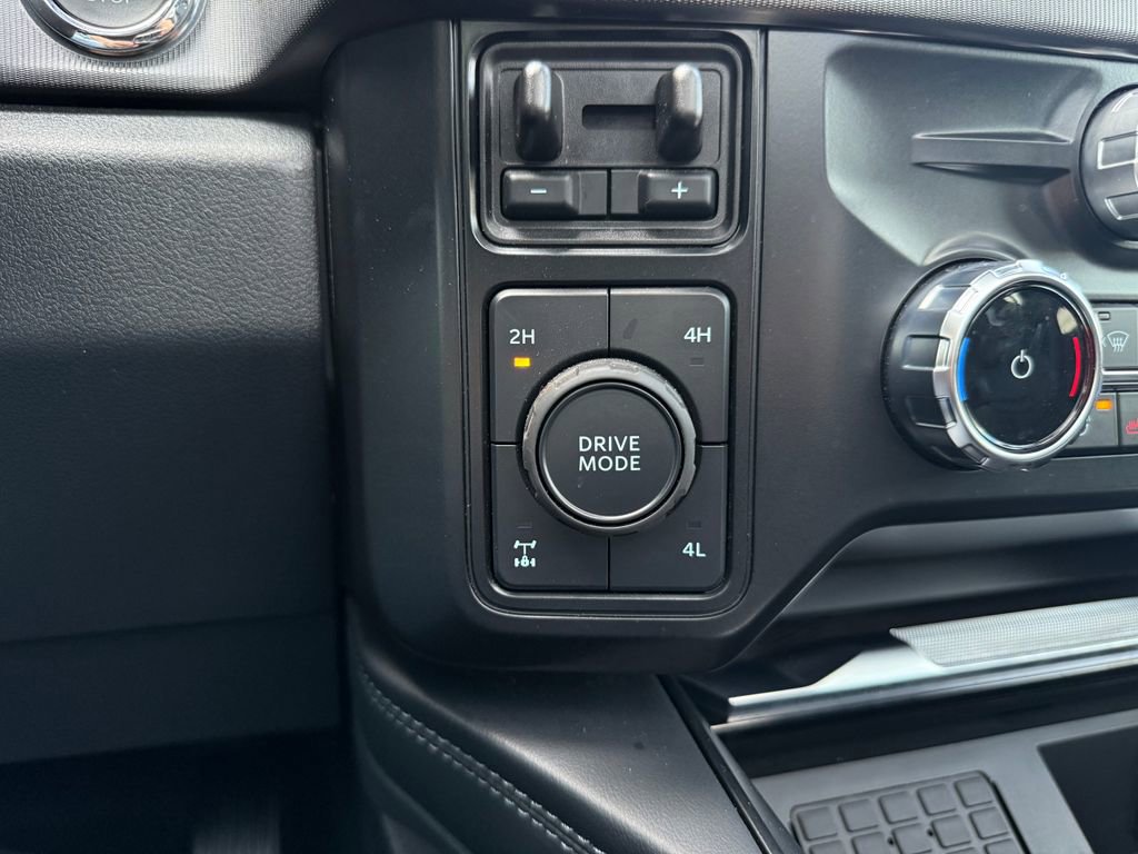 Used 2025 Ford F350 Platinum image 51