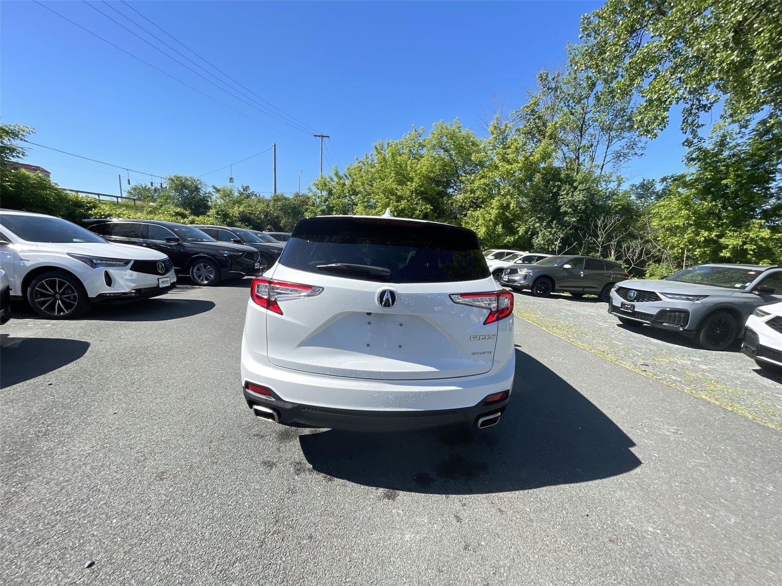 Used 2024 Acura RDX SH-AWD image 30