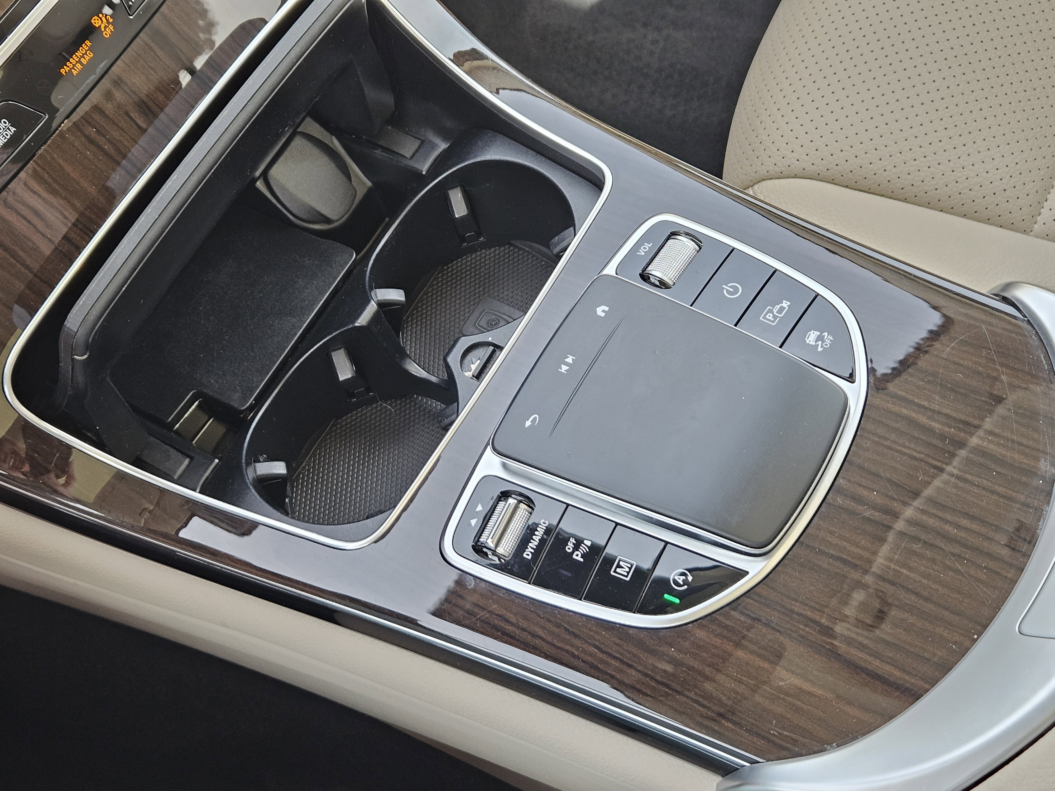 Certified 2022 Mercedes-Benz GLC 300 image 20