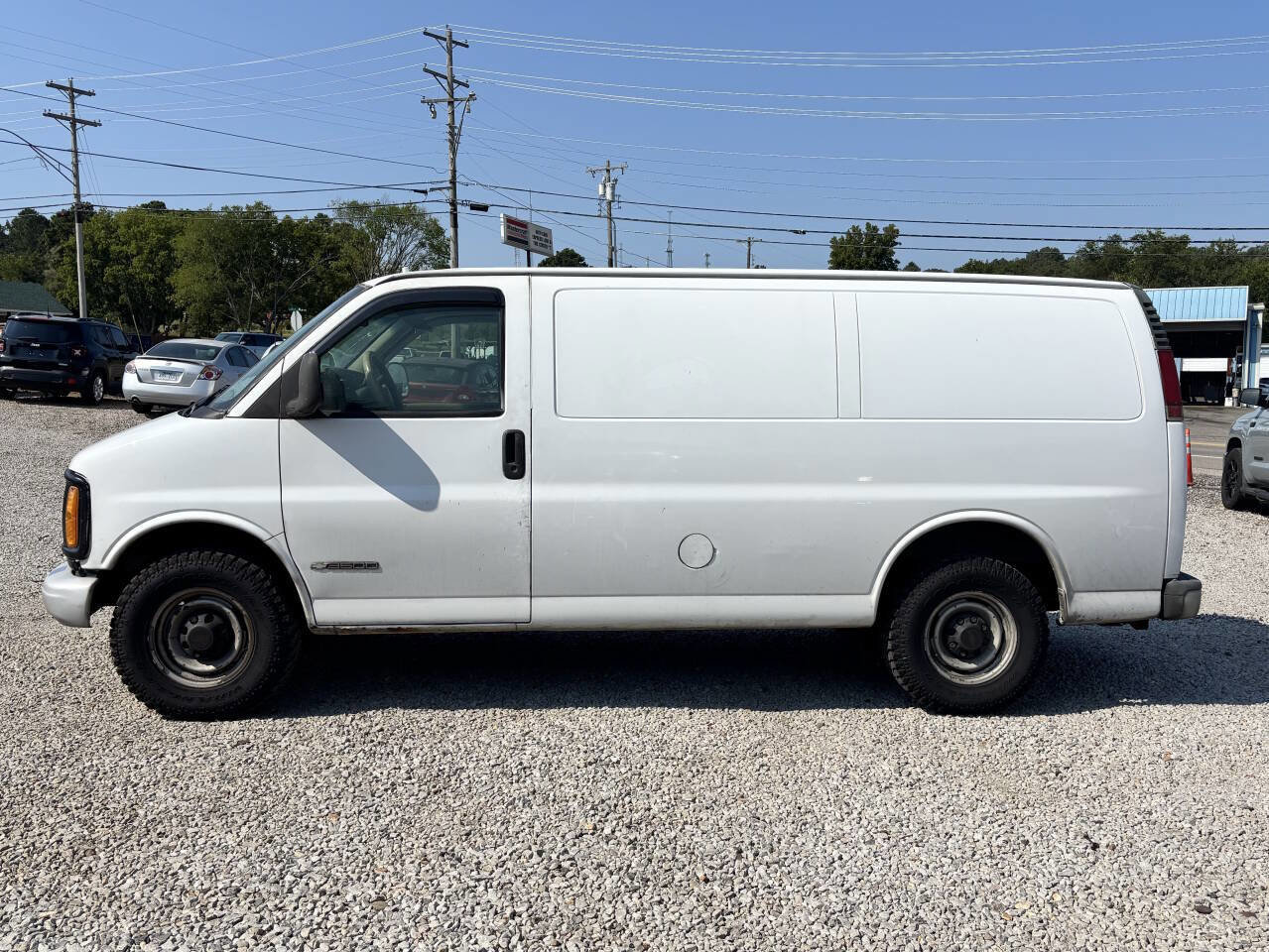 Used 2001 Chevrolet Express 3500 image 1