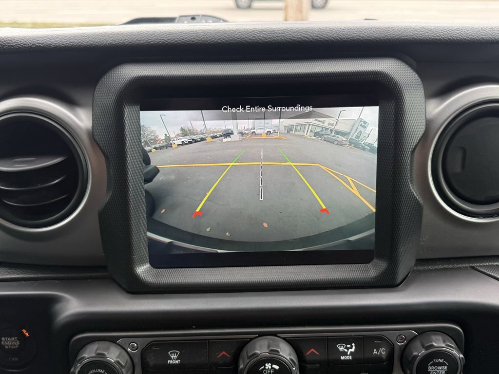 Used 2021 Jeep Wrangler Sport image 17