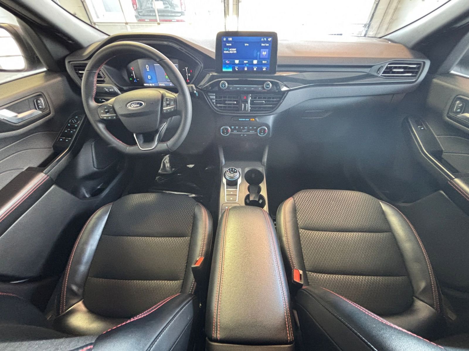 Used 2025 Ford Escape ST-Line AWD/4WD image 34