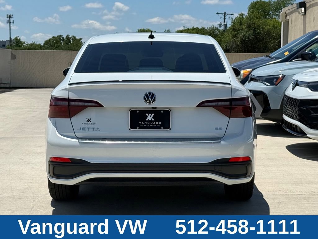 Used 2024 Volkswagen Jetta SE w/ Panoramic Sunroof Package FWD image 8