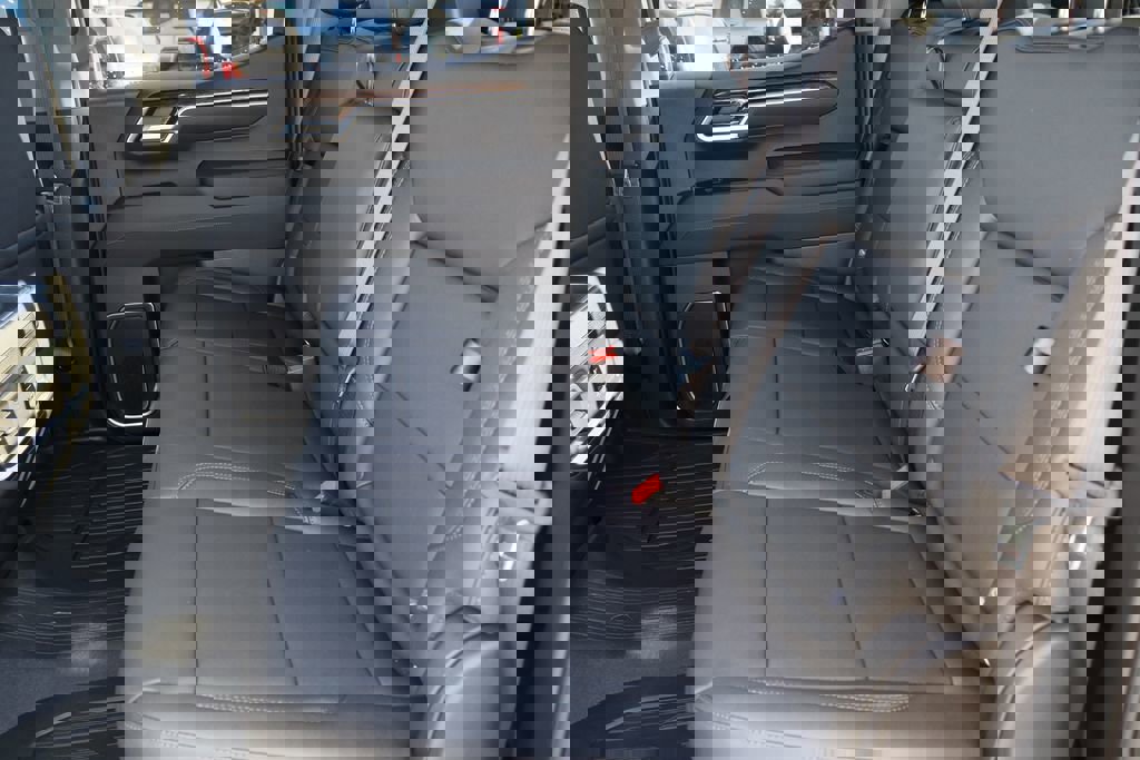 New 2026 GMC Sierra 1500 Elevation w/ Elevation Premium Package image 18