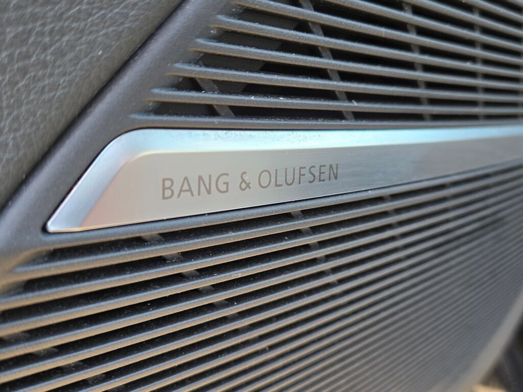 Used 2019 Audi Q8 Prestige w/ Towing Package image 39