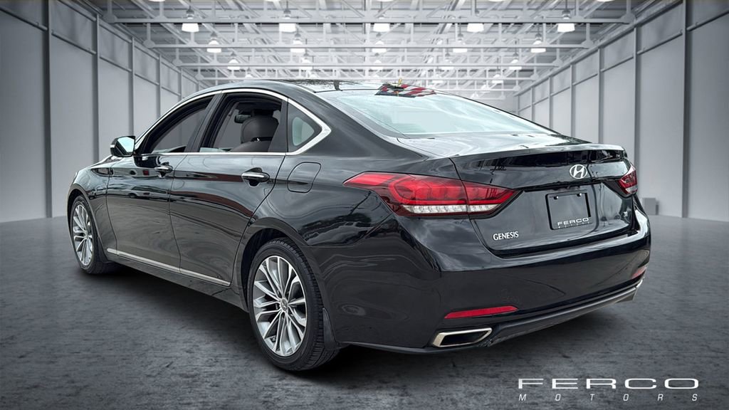 Used 2016 Hyundai Genesis 3.8 RWD image 3