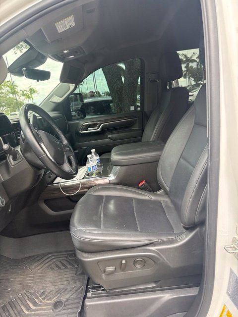 Used 2024 Chevrolet Silverado 2500 LTZ w/ LTZ Plus Package AWD/4WD image 4