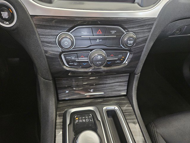 Used 2019 Chrysler 300 Touring w/ Chrome Appearance Package image 23