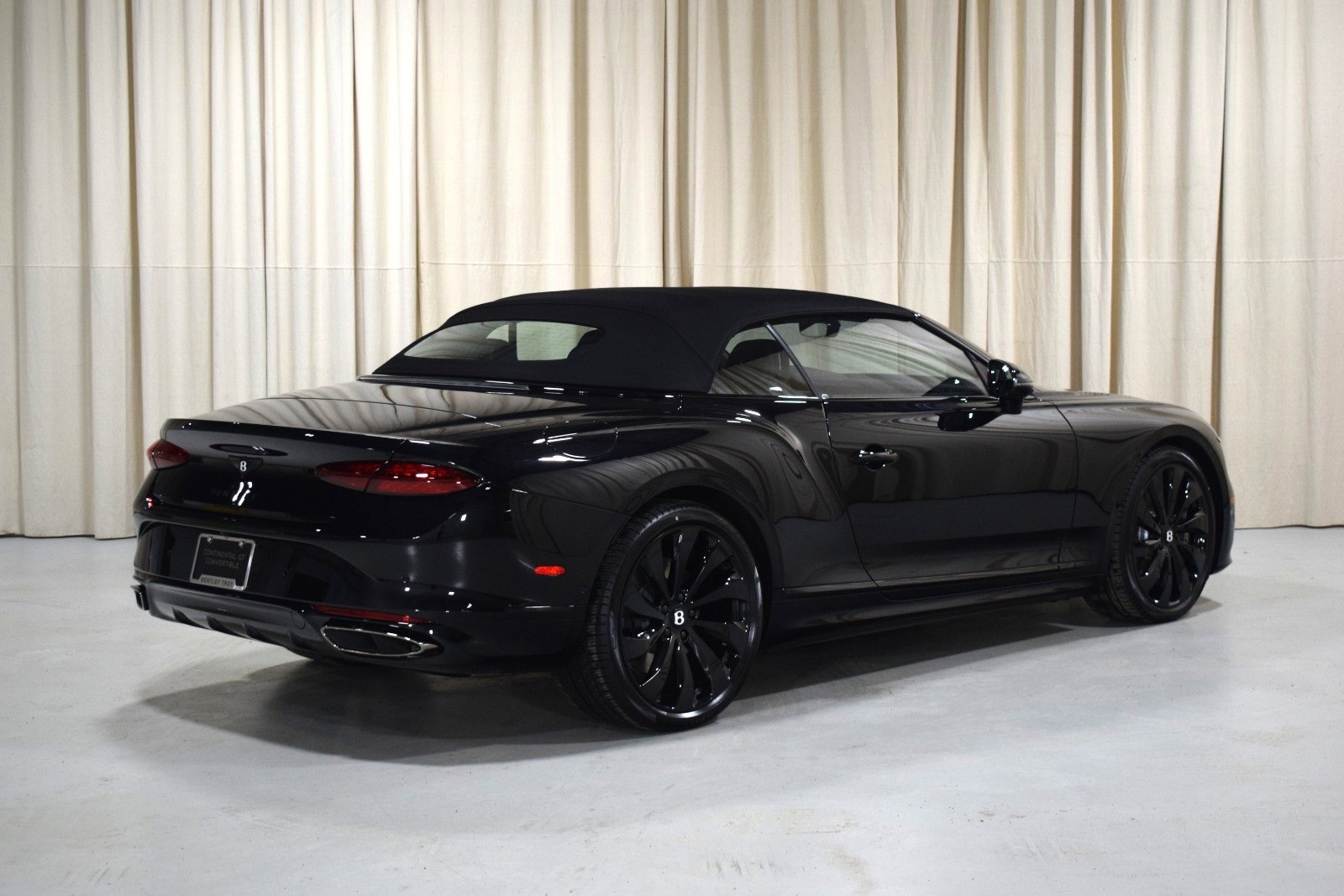 New 2026 Bentley Continental GTC image 3