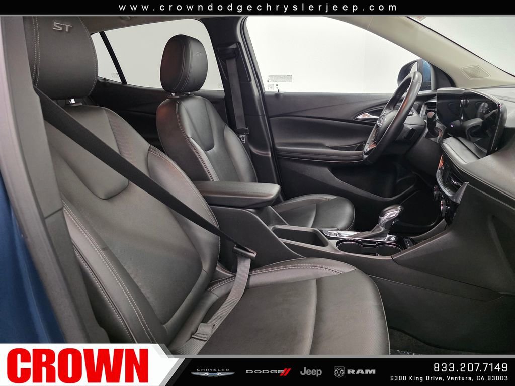 Used 2024 Buick Encore GX Sport Touring AWD/4WD image 10