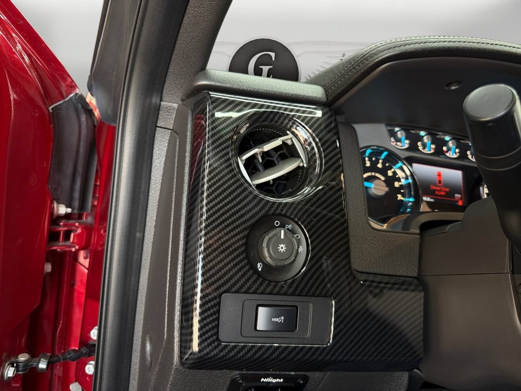 Used 2014 Ford F150 Platinum RWD image 19