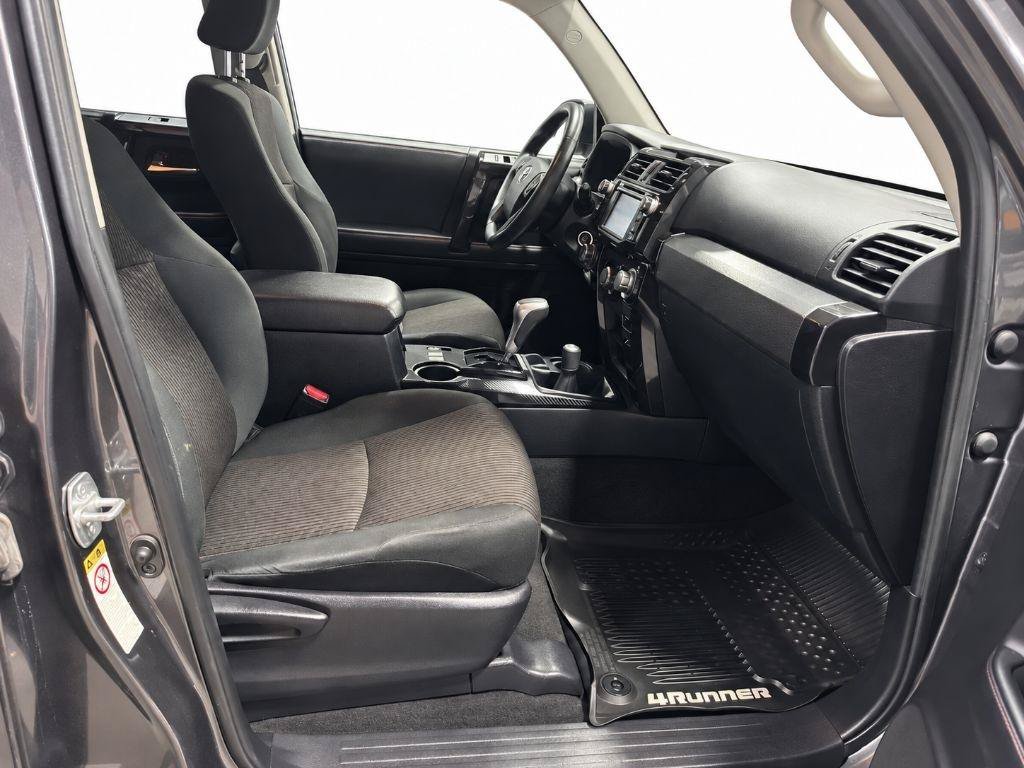 Used 2019 Toyota 4Runner TRD Off-Road AWD/4WD image 16
