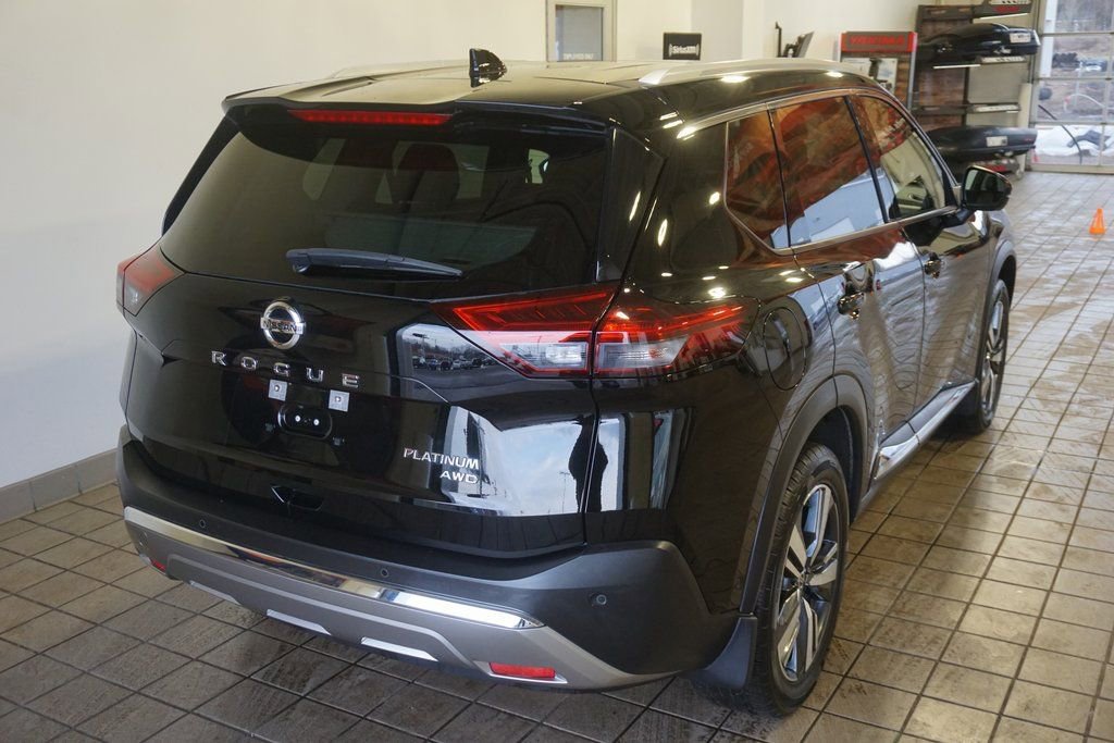 Used 2021 Nissan Rogue Platinum image 19