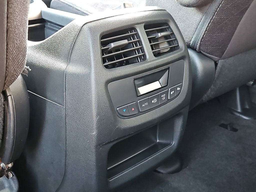 Used 2022 Honda Pilot Sport image 15