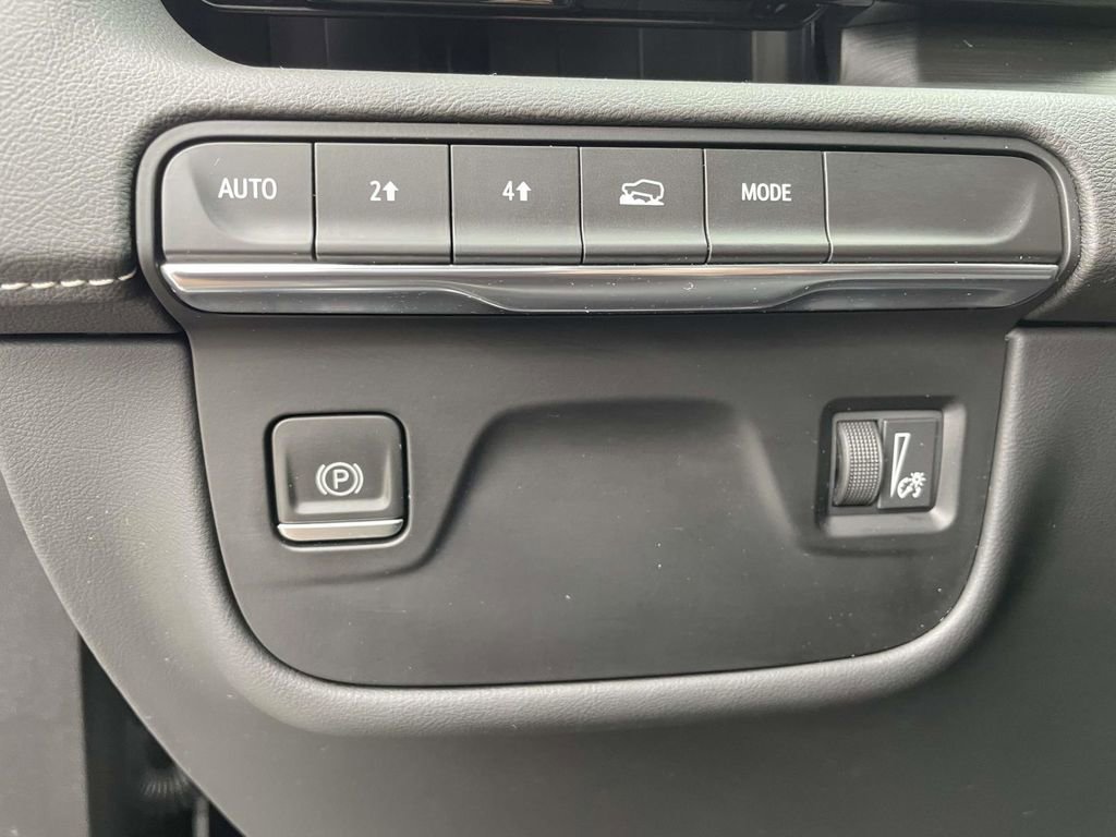 Certified 2024 Cadillac Escalade ESV Premium Luxury image 22