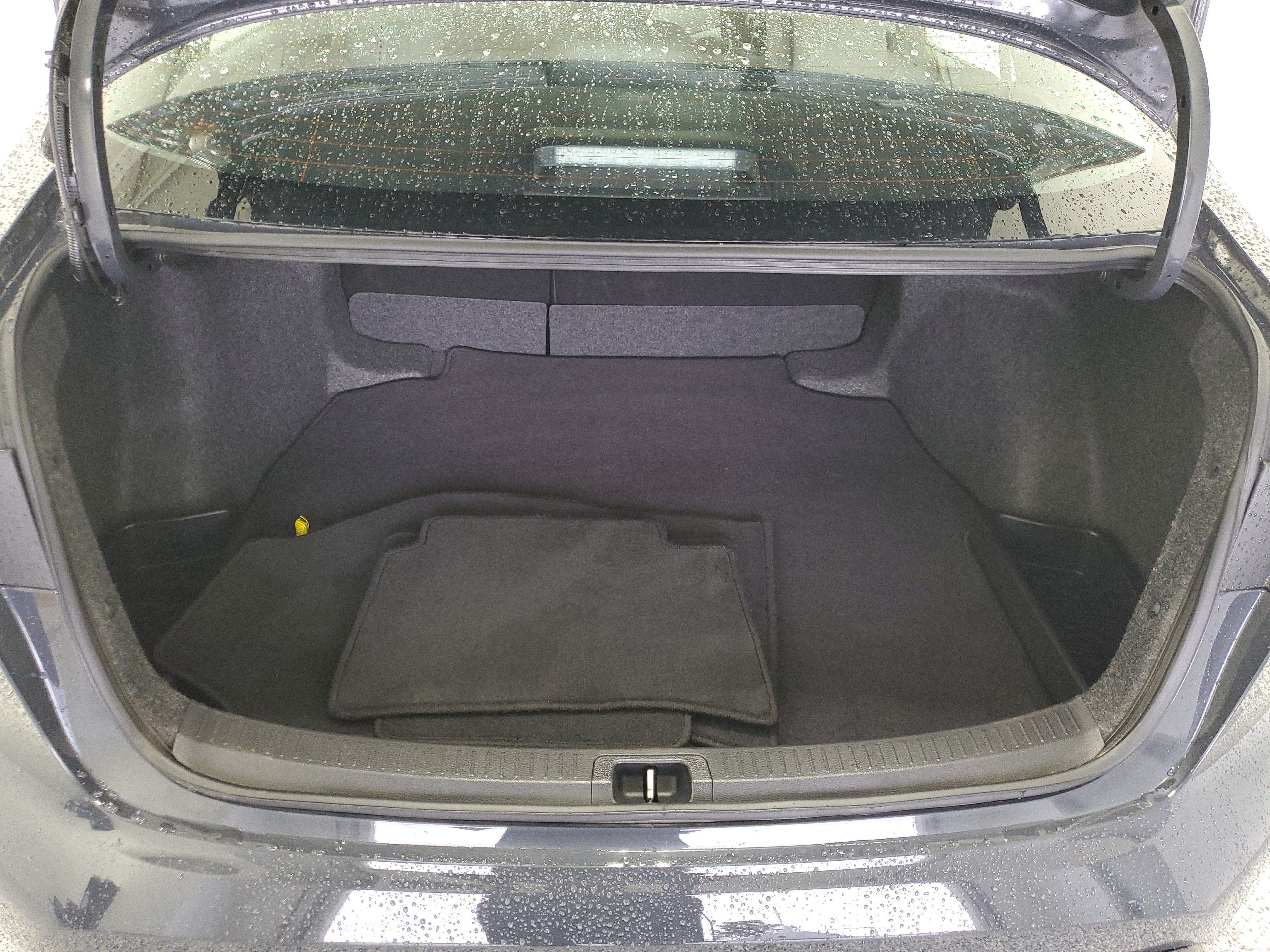 Used 2025 Toyota Corolla SE FWD image 11