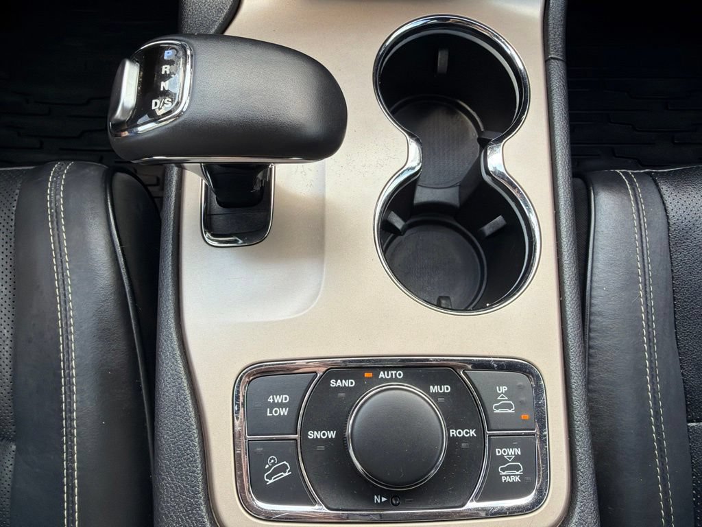 Used 2014 Jeep Grand Cherokee Overland AWD/4WD image 41