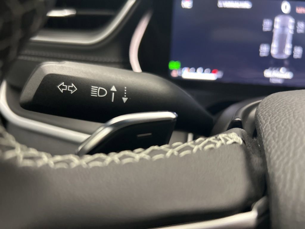 New 2025 Jeep Grand Cherokee Altitude AWD/4WD image 36