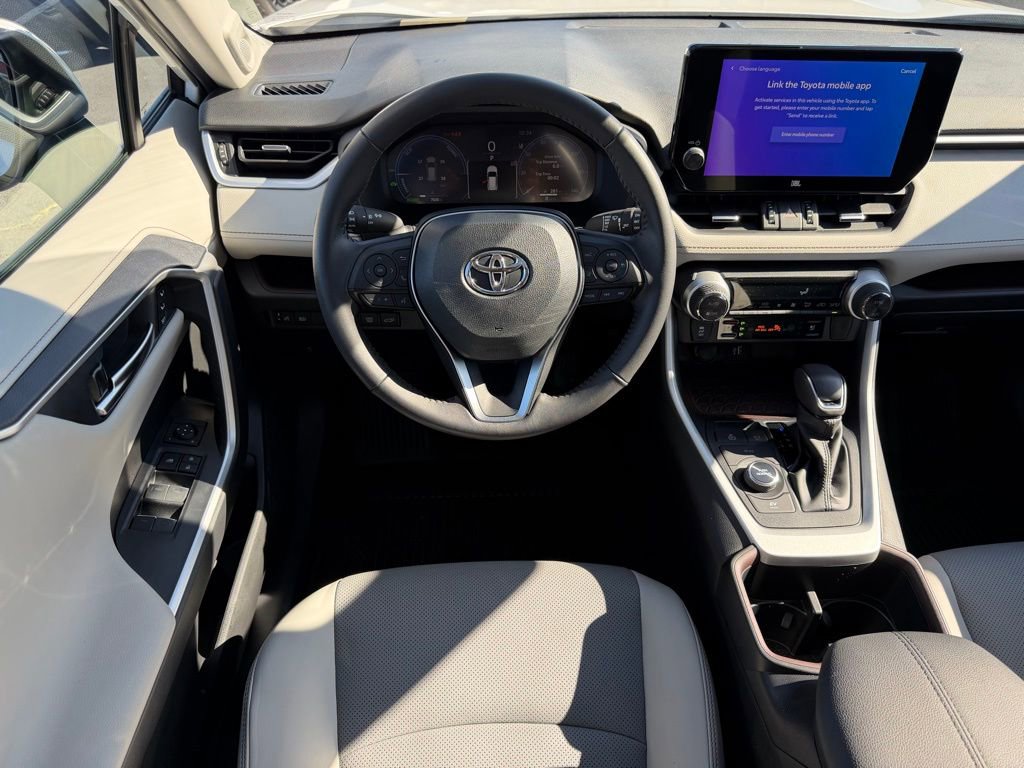 Used 2024 Toyota RAV4 Limited image 13