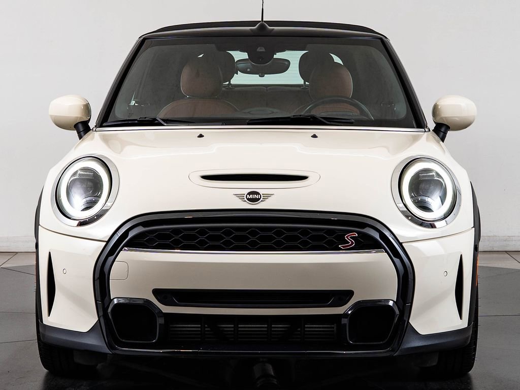 Used 2022 MINI Cooper S w/ Driver Assistance Package FWD image 3