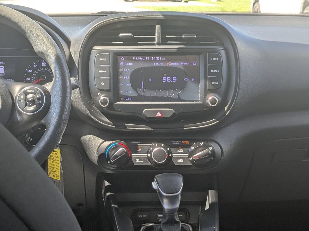 Used 2022 Kia Soul LX FWD image 22
