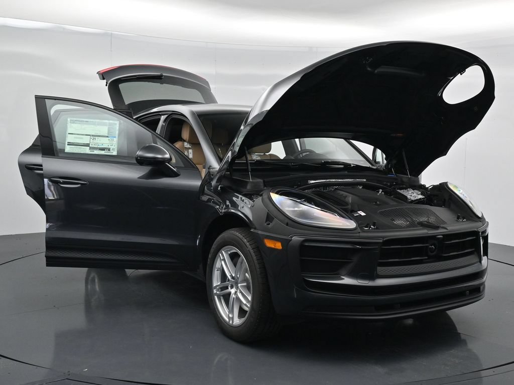 New 2026 Porsche Macan AWD/4WD image 21