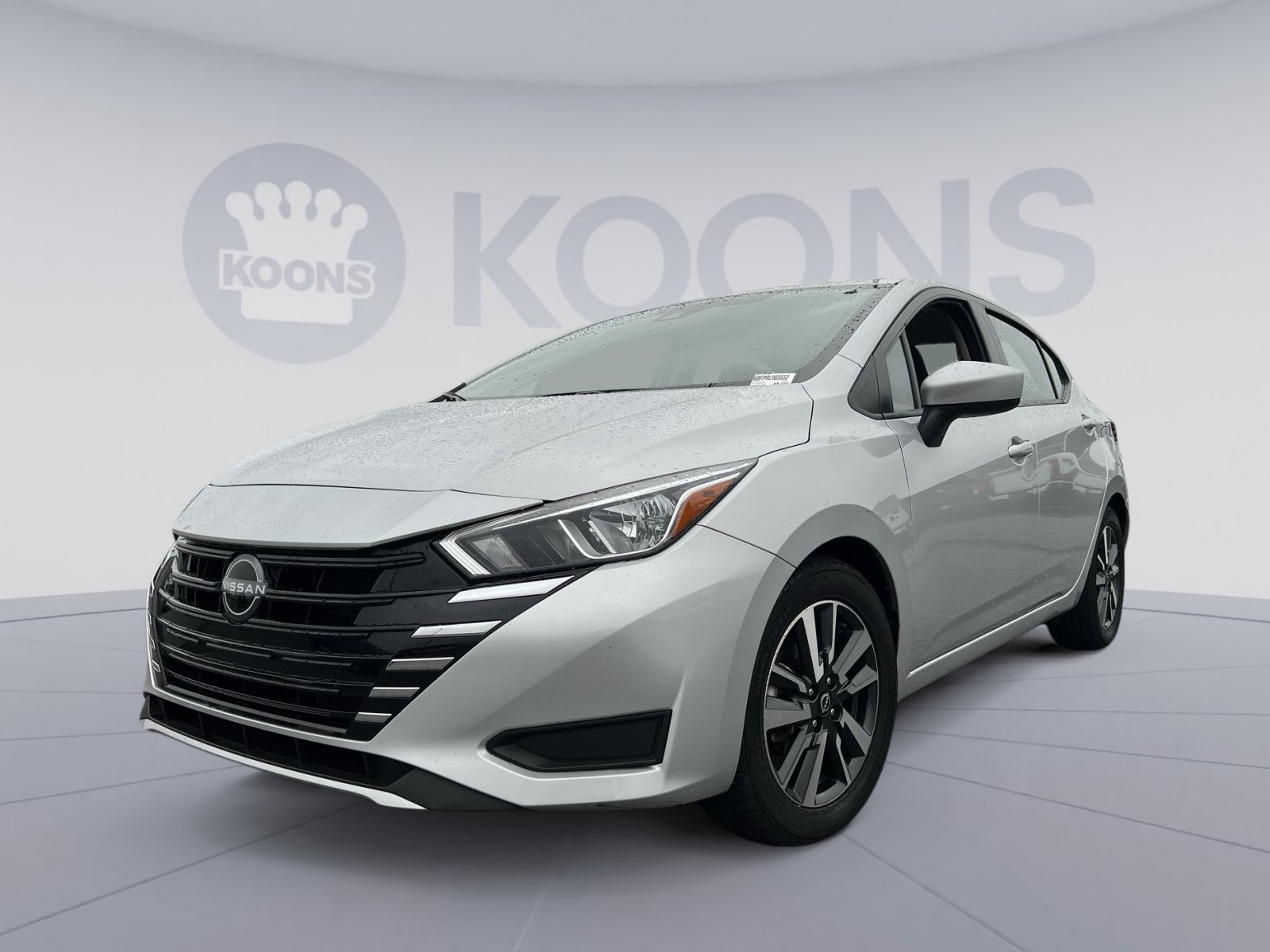 Used 2024 Nissan Versa SV FWD image 1