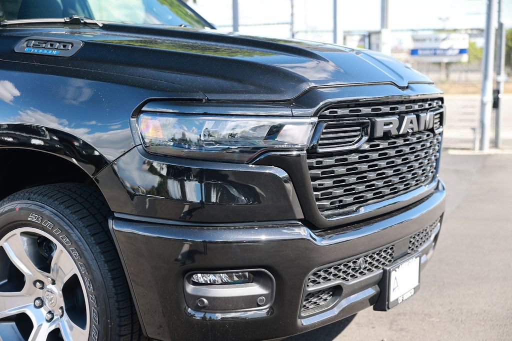 New 2026 RAM 1500 Express RWD image 7