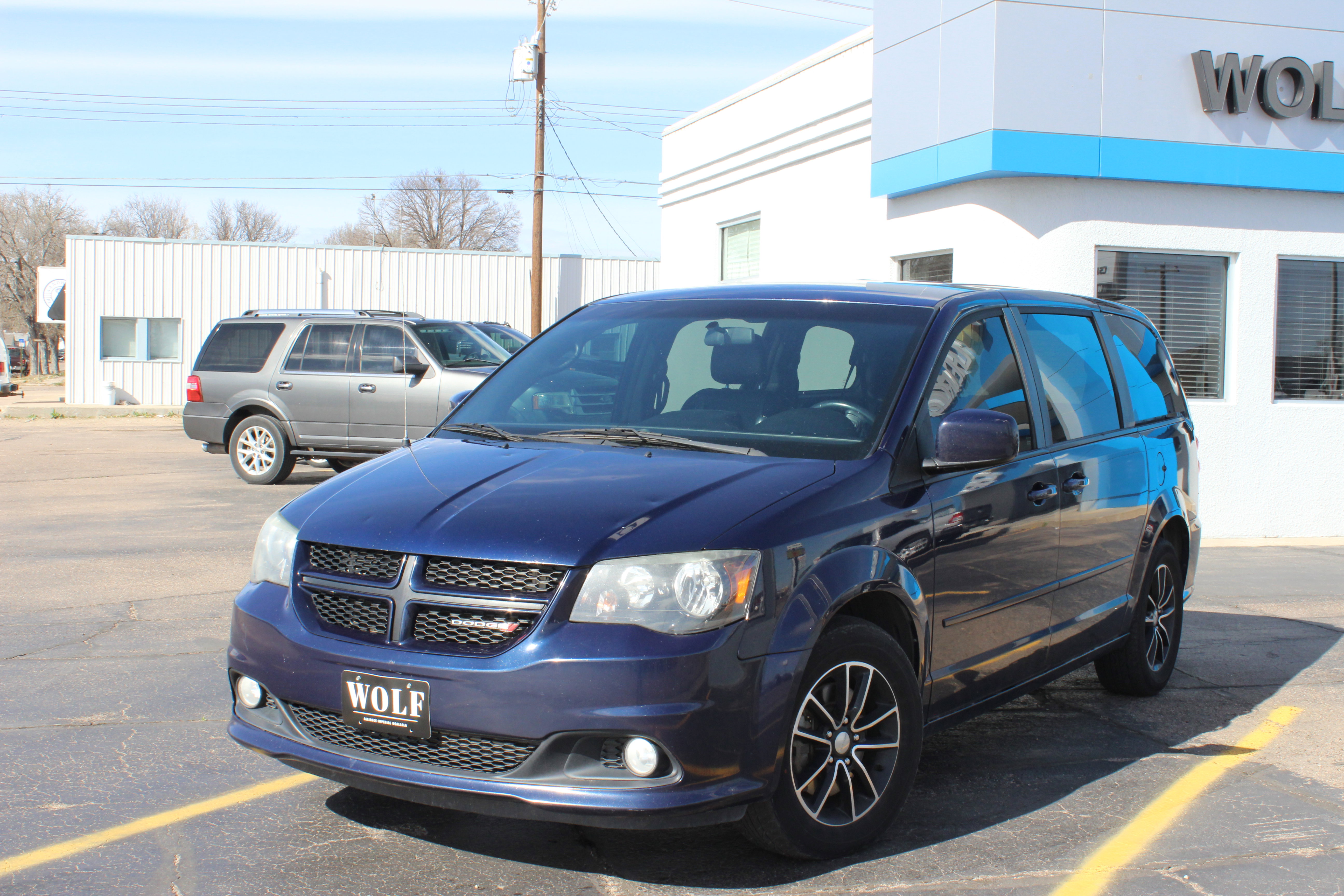 Used 2015 Dodge Grand Caravan R/T FWD image 1