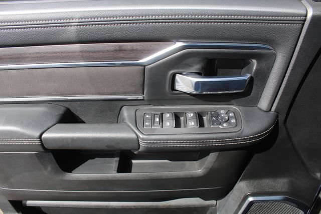 Used 2025 RAM 2500 Laramie AWD/4WD image 41