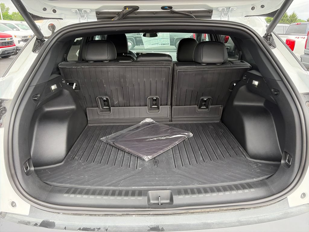 New 2026 Chevrolet Blazer EV LT FWD image 8