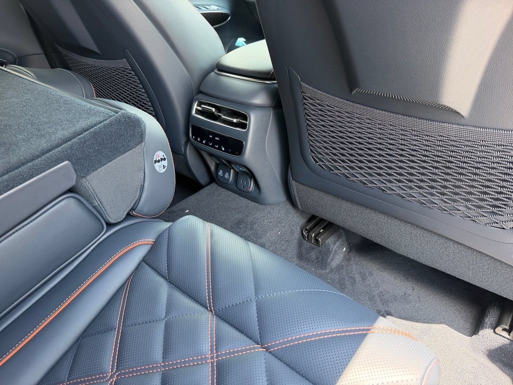 New 2026 Genesis GV70 3.5T Sport Prestige AWD/4WD image 15