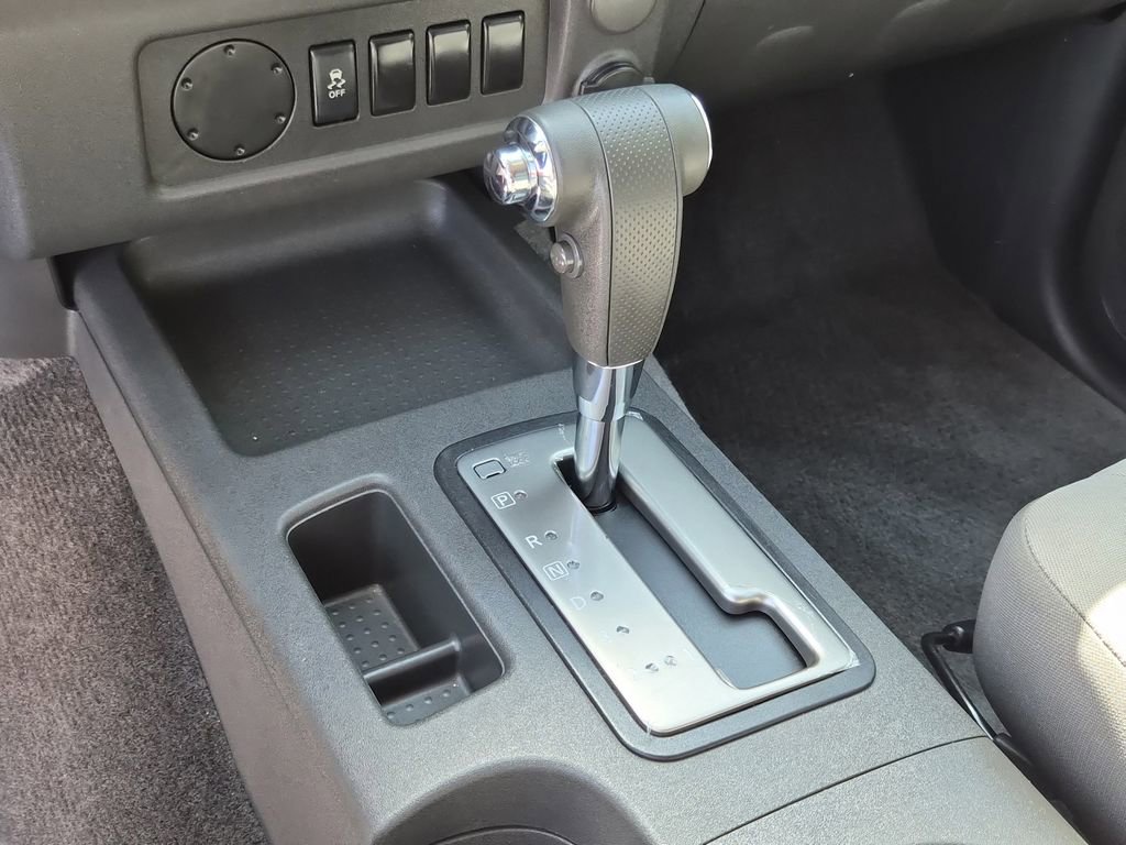 Used 2012 Nissan Xterra X image 29