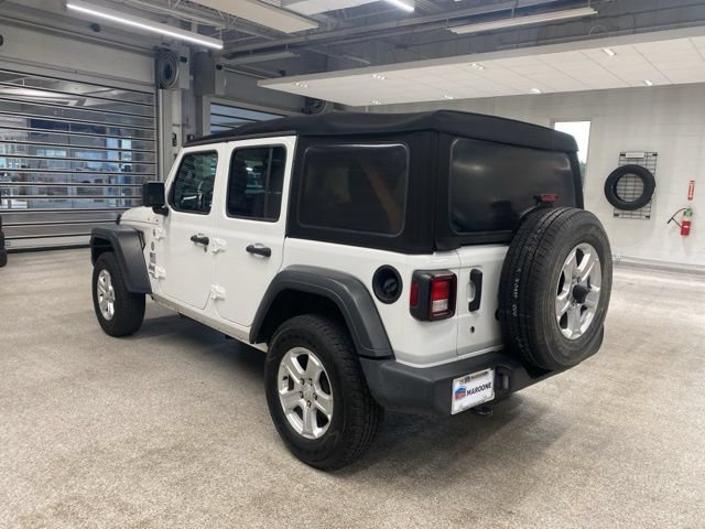 Used 2018 Jeep Wrangler Unlimited Sport S AWD/4WD image 9