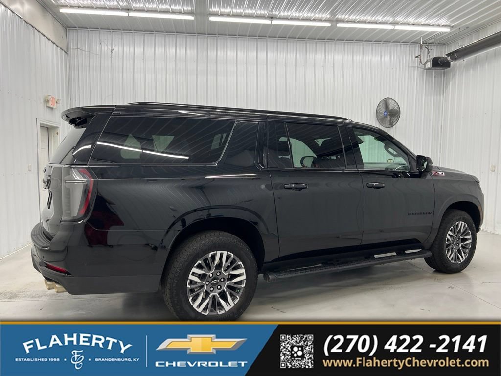 Used 2025 Chevrolet Suburban Z71 w/ Comfort Package AWD/4WD image 2