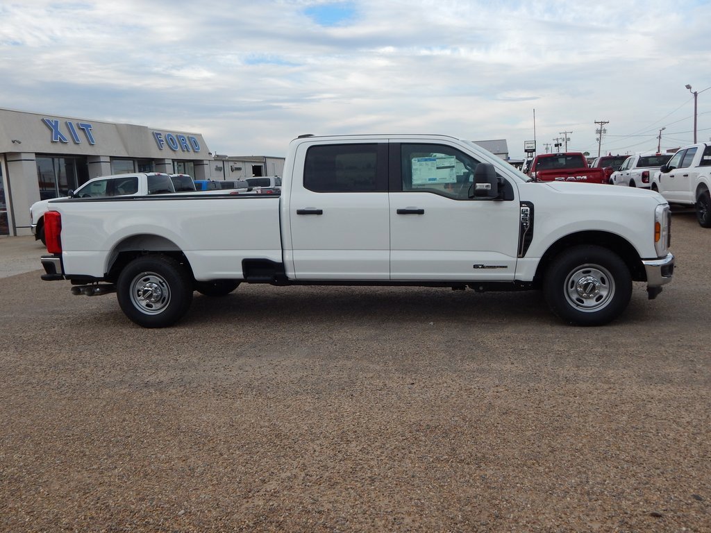 New 2026 Ford F350 2WD Crew Cab Super Duty image 2