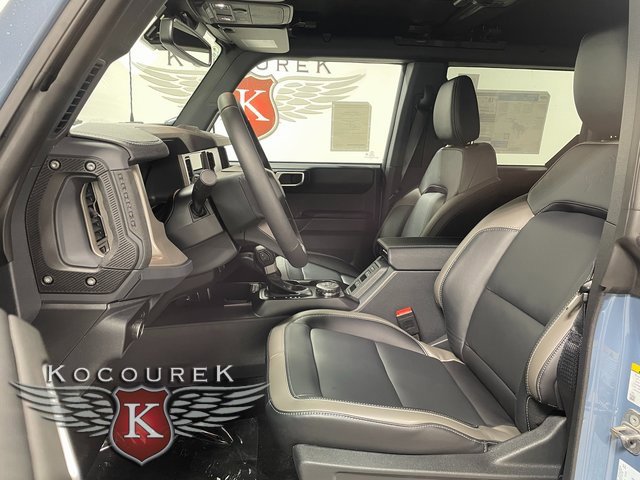 New 2025 Ford Bronco Outer Banks w/ Sasquatch Package image 11