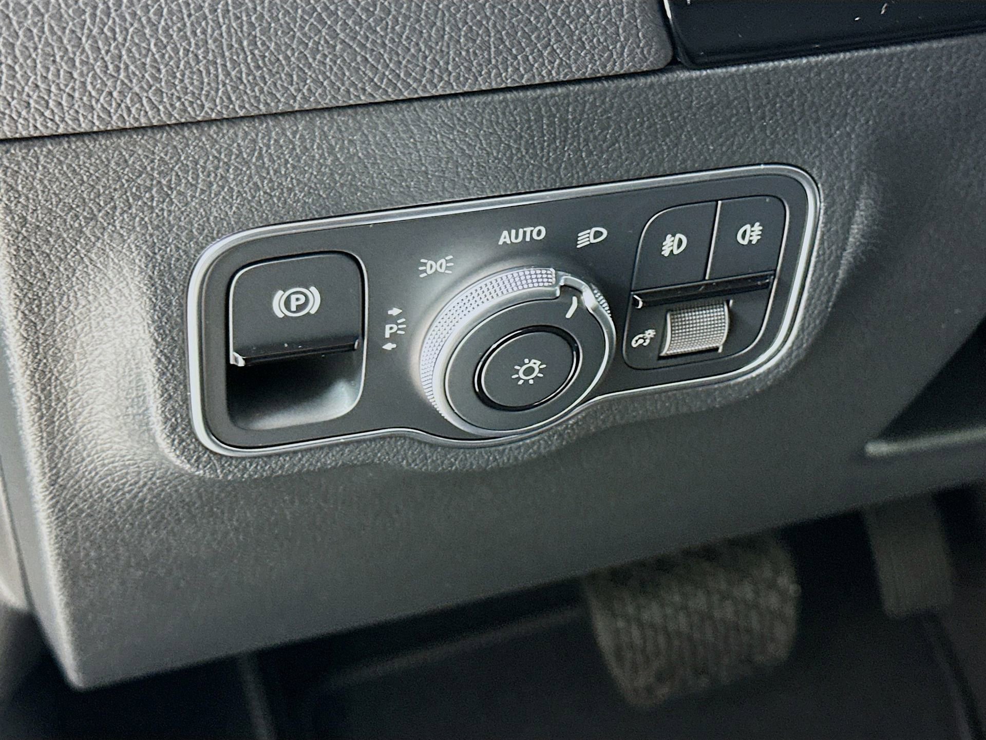 New 2026 Mercedes-Benz GLA 250 image 11