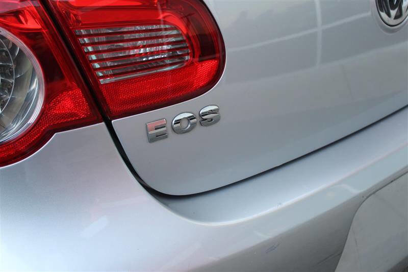 Used 2009 Volkswagen Eos Komfort image 16