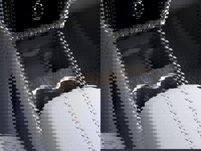 New 2026 GMC Acadia Denali w/ LPO, Floor Liner Package image 23