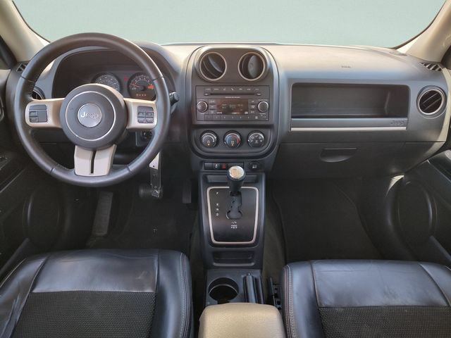 Used 2017 Jeep Patriot 75th Anniversary w/ Power Value Group FWD image 9