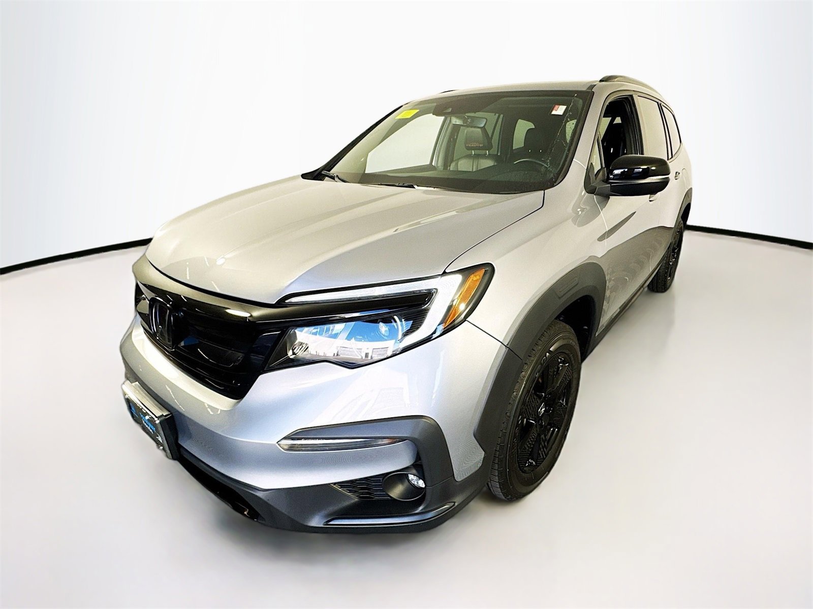 Used 2022 Honda Pilot TrailSport image 3