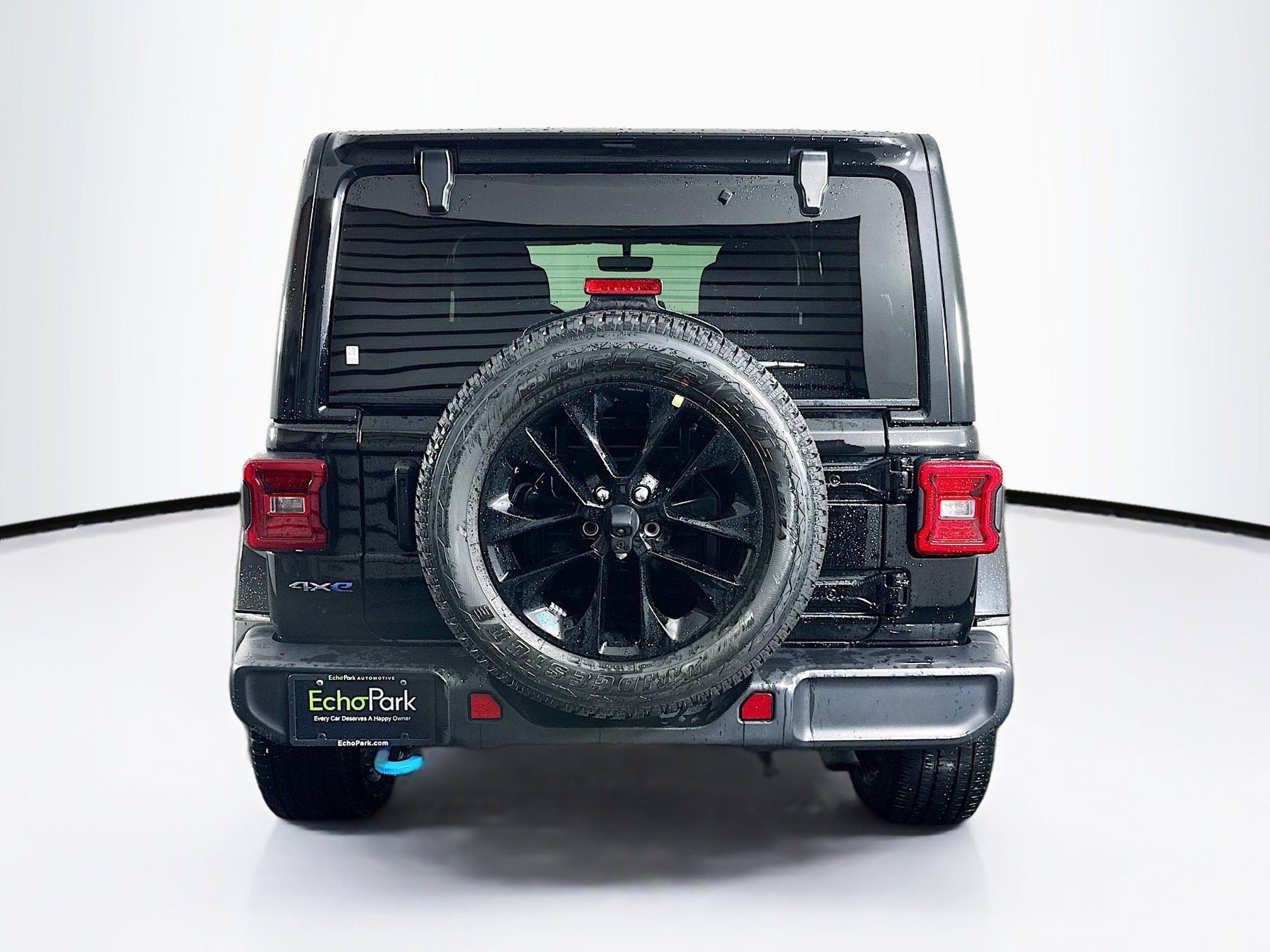 Used 2023 Jeep Wrangler Unlimited Sahara w/ Cold Weather Group AWD/4WD image 7