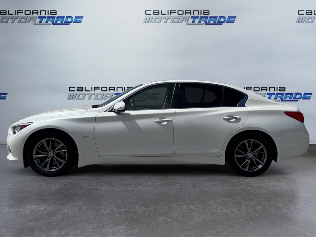 Used 2017 INFINITI Q50 Signature Edition image 8