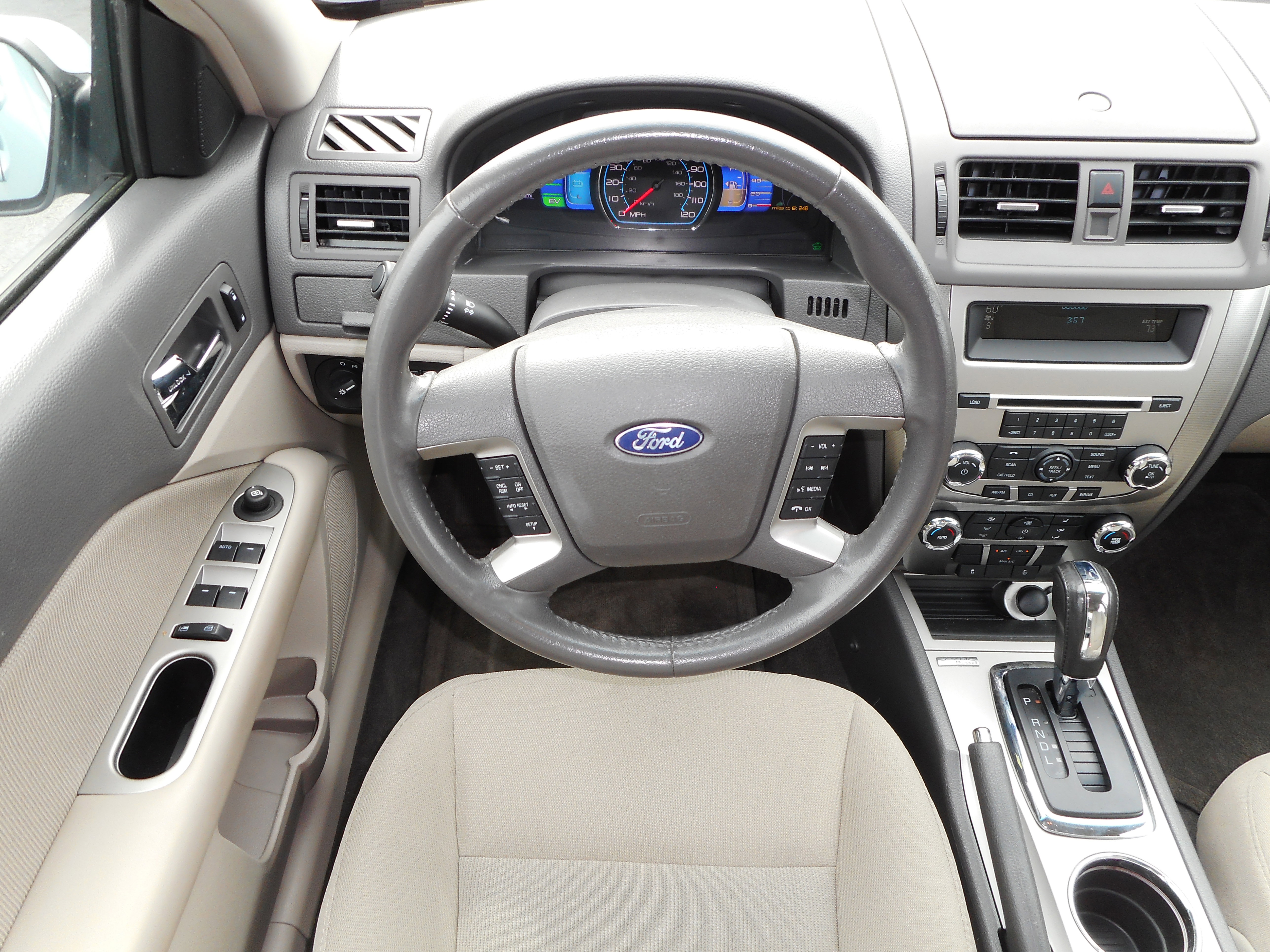 Used 2010 Ford Fusion Hybrid image 19