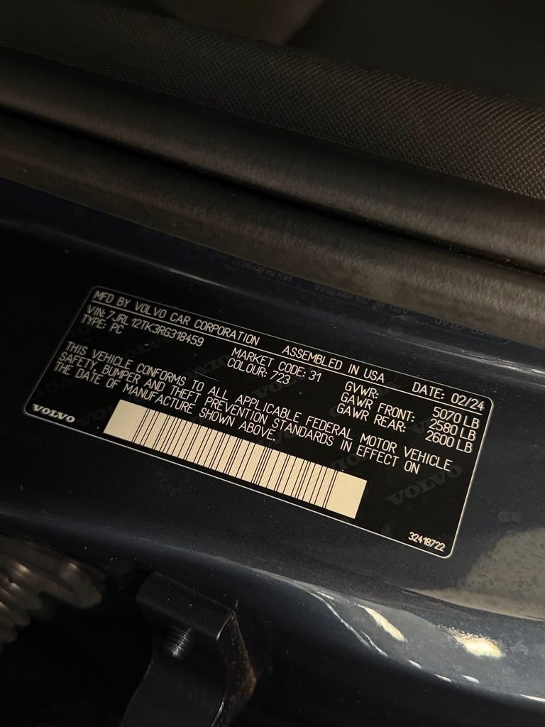 Used 2024 Volvo S60 B5 Core AWD/4WD image 36