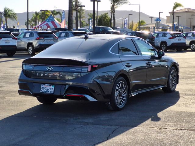 Used 2025 Hyundai Sonata Limited FWD image 5